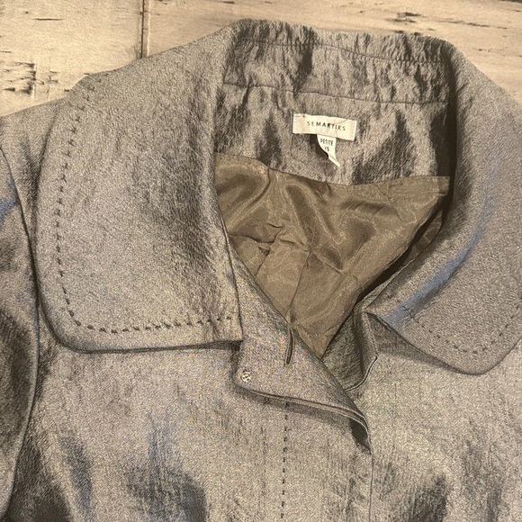 Semantiks Metallic Trench Coat - Picture 3 of 8